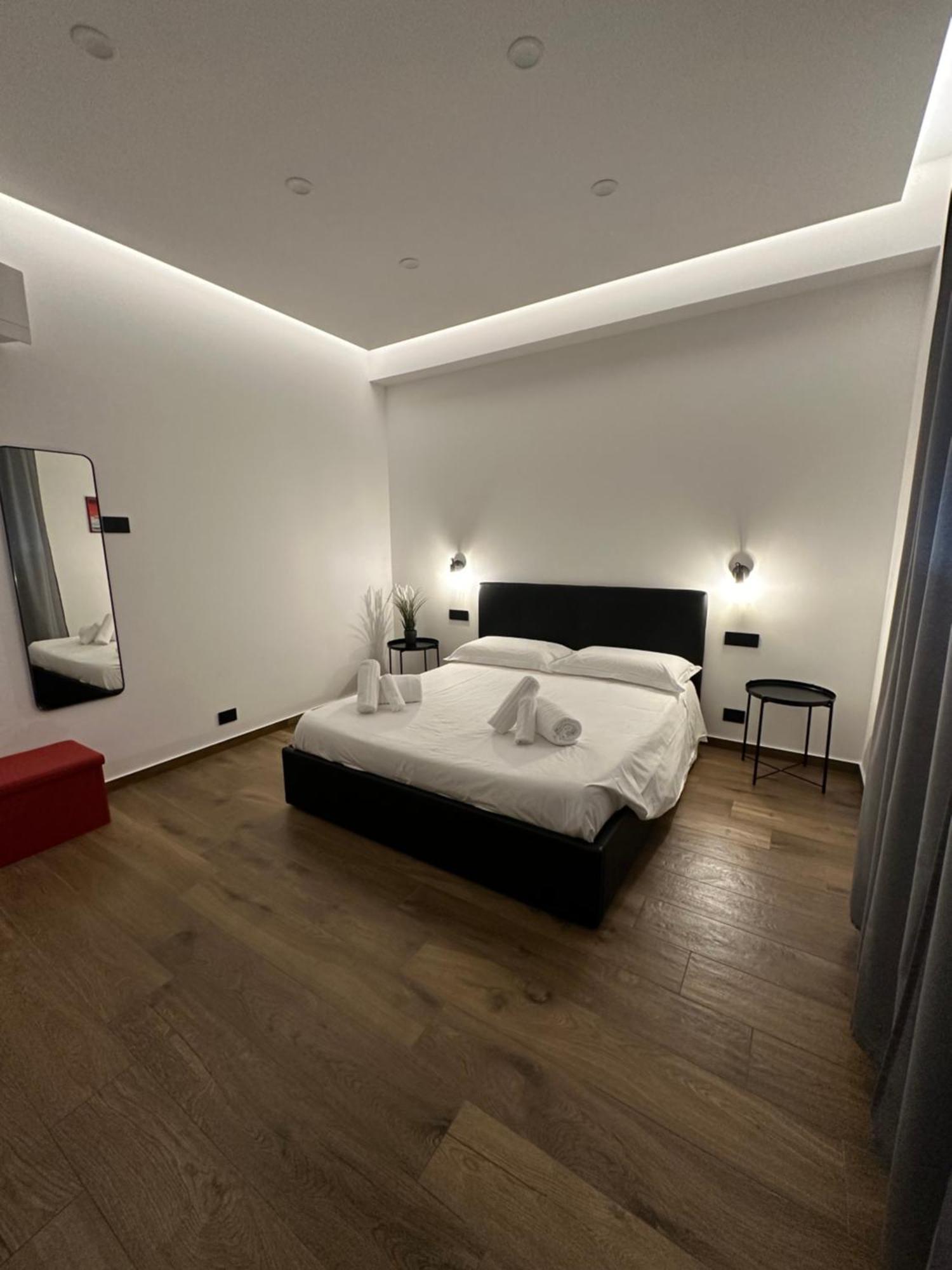 Borgiarooms Luxury Apartment Milazzo Exteriér fotografie